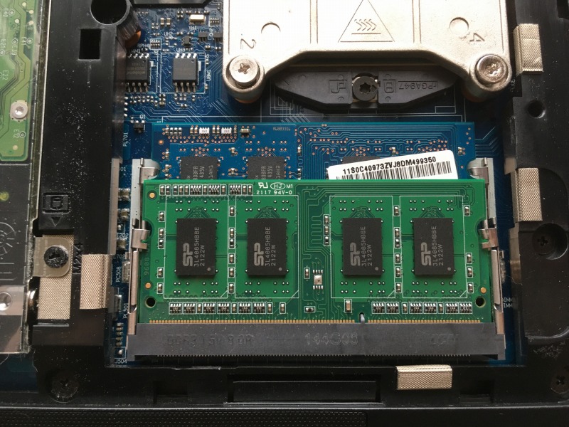 Lenovo ThinkPad E540】低電圧メモリの確認と増設 | 知ってりゃトク 